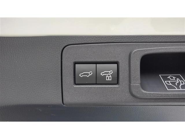 クラウンスポーツ Ｚ　ＡＷＤ　フルセグテレビ　１オーナー　ＥＴＣ車載器　ＴＶナビ　クルコン　横滑り防止装置　エアバッグ　本革　ＡＣ１００Ｖ　ミュージックプレイヤー接続可　メモリナビ　ドラレコ　キーレス　盗難防止装置　ＡＢＳ（21枚目）