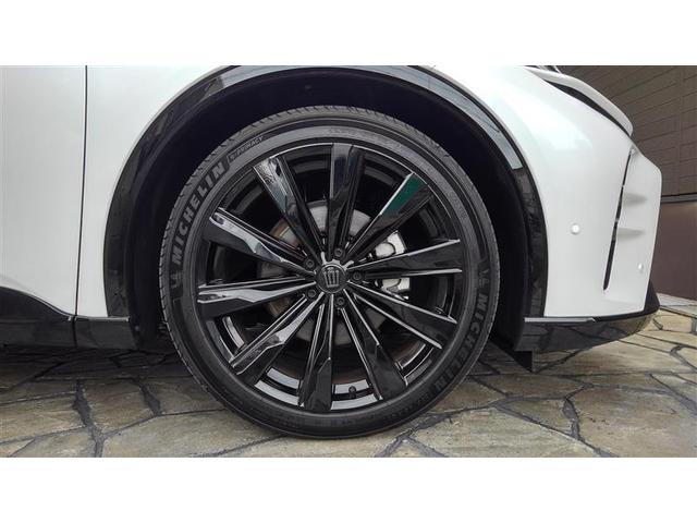 クラウンスポーツ Ｚ　ＡＷＤ　フルセグテレビ　１オーナー　ＥＴＣ車載器　ＴＶナビ　クルコン　横滑り防止装置　エアバッグ　本革　ＡＣ１００Ｖ　ミュージックプレイヤー接続可　メモリナビ　ドラレコ　キーレス　盗難防止装置　ＡＢＳ（23枚目）