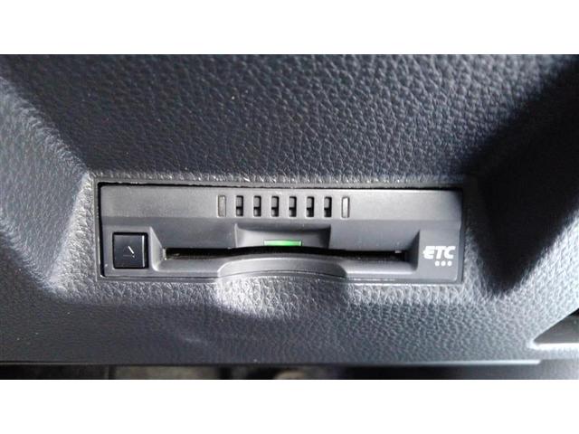 ヤリス Ｘ　ＰＣＳ　横滑り防止装置付き　ワイヤレスキー　盗難防止　サイドエアバック　エアコン　Ｗエアバッグ　パワーウインドウ　ＥＴＣ付き　パワステ　運転席エアバッグ　１オーナー　メディアプレイヤー接続　ＡＢＳ（10枚目）