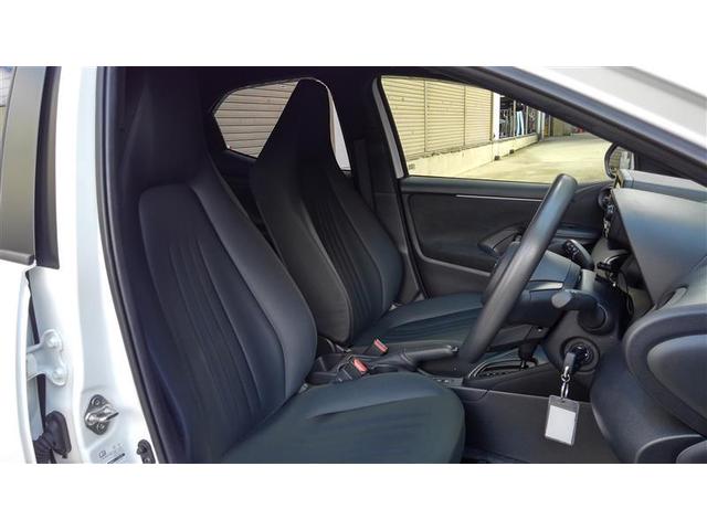 ヤリス Ｘ　ＰＣＳ　横滑り防止装置付き　ワイヤレスキー　盗難防止　サイドエアバック　エアコン　Ｗエアバッグ　パワーウインドウ　ＥＴＣ付き　パワステ　運転席エアバッグ　１オーナー　メディアプレイヤー接続　ＡＢＳ（12枚目）