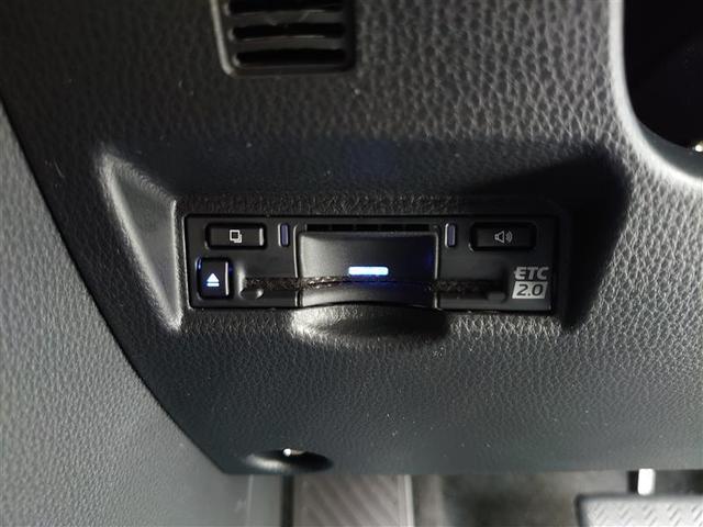 ノア Ｓ－Ｚ　アルミホイール　デュアルエアコン　クルーズコントロール　盗難防止装置　ＬＥＤライト　両側自動ドア　メモリーナビ　キーレス　横滑り防止　ナビＴＶ　ワンオーナー　三列シート　ＤＶＤ再生　スマートキー（12枚目）