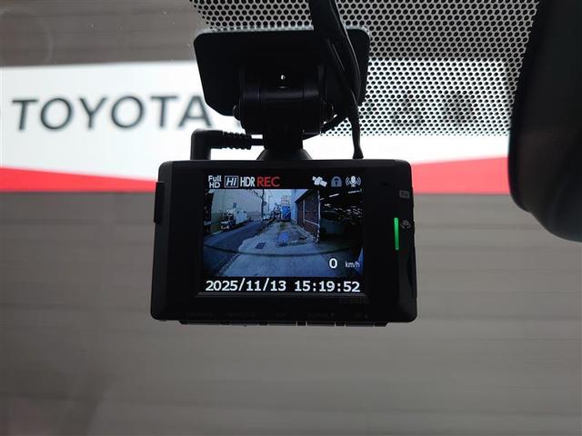 ノア Ｓ－Ｚ　アルミホイール　デュアルエアコン　クルーズコントロール　盗難防止装置　ＬＥＤライト　両側自動ドア　メモリーナビ　キーレス　横滑り防止　ナビＴＶ　ワンオーナー　三列シート　ＤＶＤ再生　スマートキー（17枚目）