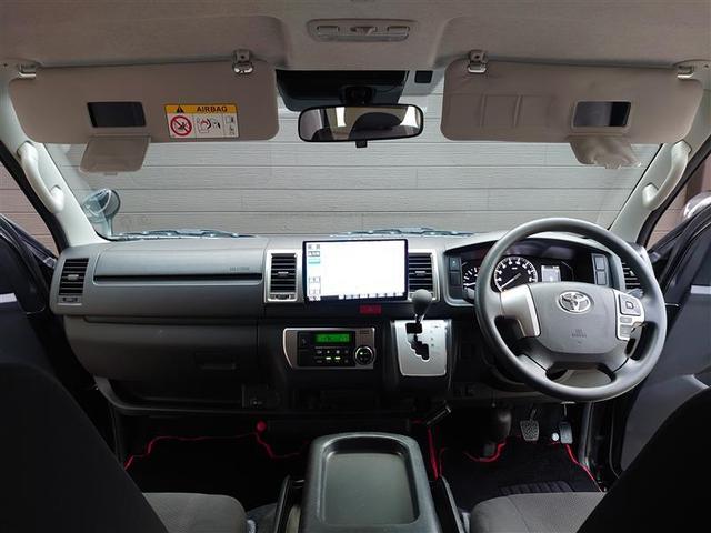 ハイエースバン ロングスーパーＧＬ　ダブルエアコン　助手席エアバッグ　ＬＥＤヘッド　運転席エアバッグ　ドラレコ　イモビライザー　オートエアコン　フルセグテレビ　フルタイム４ＷＤ　メモリナビ　パワーステアリング　スマ－トキー　ＥＴＣ車載器（8枚目）