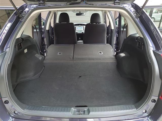 ２列目シ－トを倒せば、収納力アップ！長尺物も積んでいただけます！