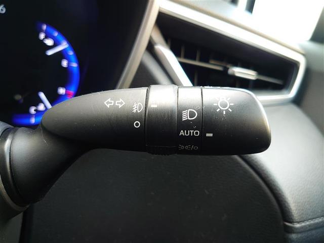 カローラクロス ハイブリッド　Ｚ　ＡＣ１００Ｖ電源　衝突軽減Ｂ　スマキ－　ワンオーナ　半レザー　Ｂモニター　アクティブクルーズコントロール　メモリナビ　アイドリングストップ　イモビ　ＬＥＤ　ＡＣ　運転席Ｐシート　メディアプレイヤー接続（12枚目）