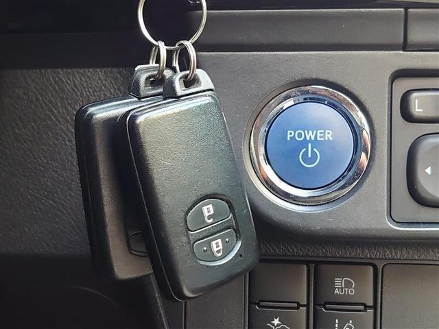 カローラフィールダー ハイブリッドG ダブルバイビー PCS インテリキー 横滑防止 アイドルストップ ミュージックプレイヤー接続可 フルセグTV クルーズコントロール LEDヘッドライト オートエアコン ワンオーナー ETC DVD再生 アルミホイール(9枚目)