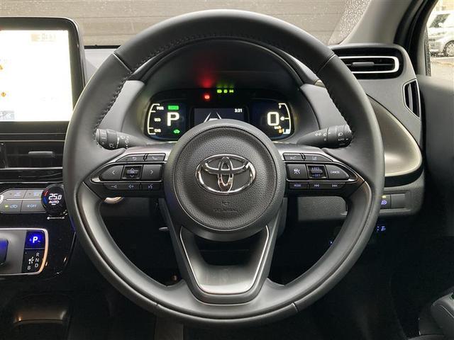 アクア Ｚ　寒冷地仕様　ＬＥＤヘッドライト　スマートキー　１００Ｖ電源　イモビライザー　アルミホイール　ドライブレコーダー　オートクルーズコントロール　エアコン　ＥＳＣ　ナビ　カーテンエアバッグ　ＥＴＣ　キーレス（10枚目）