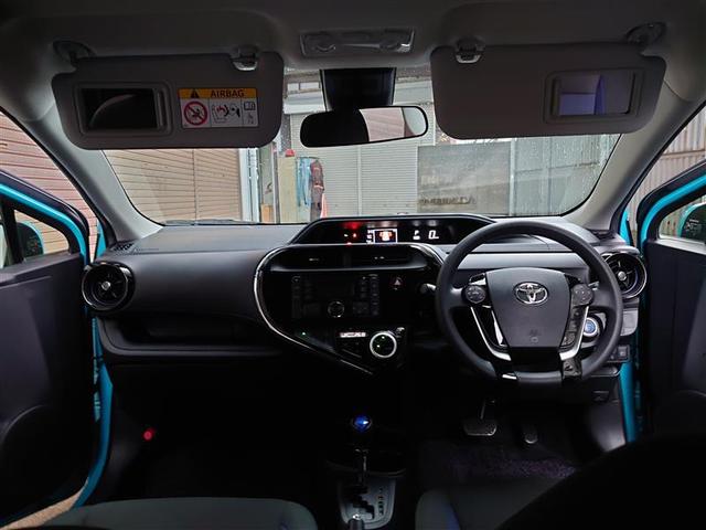 アクア Ｓ　スマートキープッシュスタート　キーレスエントリ　ＬＥＤヘッドライト　ドラレコ付　イモビ　ワンオーナー車　オートエアコン　デュアルエアバック　ＥＳＣ　パワーウィンドウ　ＳＲＳ　パワーステアリング　ＡＢＳ（7枚目）