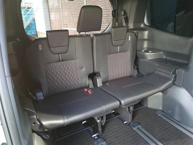 ノア ハイブリッドＳ－Ｚ　横滑り防止機能　エアバッグ　アイドリングストップ　オートクルーズコントロール　地デジ　両側自動ドア　ダブルエアコン　スマートエントリー　ＬＥＤランプ　バックモニター　メモリナビ　３列シート　ＥＴＣ付き（20枚目）