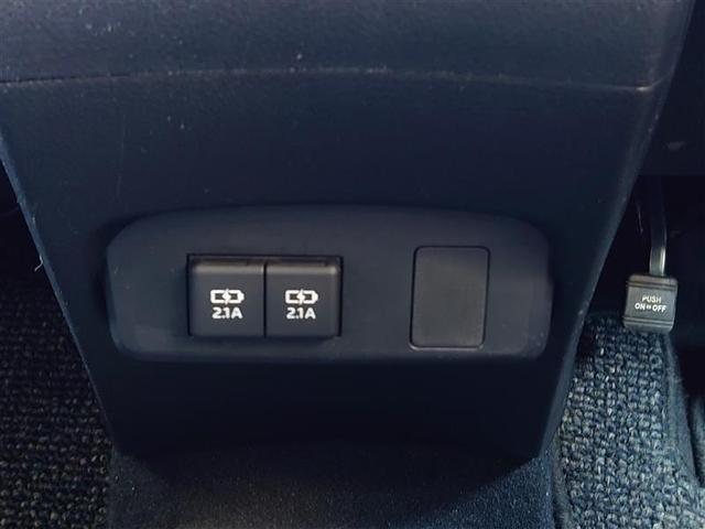 シエンタ ハイブリッドＧ　クエロ　地デジＴＶ　盗難防止　横滑り防止　ＬＥＤライト　クルコン　ドライブレコーダー　スマートキー　ＥＴＣ　１オーナー　バックモニタ　ＤＶＤ　オ－トエアコン　ＡＵＸ　メモリ－ナビ　エアバッグ　ＡＷ　３列シート（9枚目）