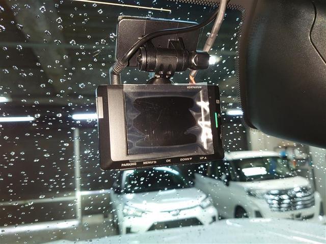 ランドクルーザー２５０ ＶＸ　ワンオ－ナ－　Ｒカメラ　Ｐシート　地デジ　プリクラッシュセーフティ　アルミホイール　ＬＥＤヘッド　クルーズコントロール　３列シート　本革シート　ＥＴＣ　ＴＶ　ドライブレコーダー　４ＷＤ　スマートキー（24枚目）