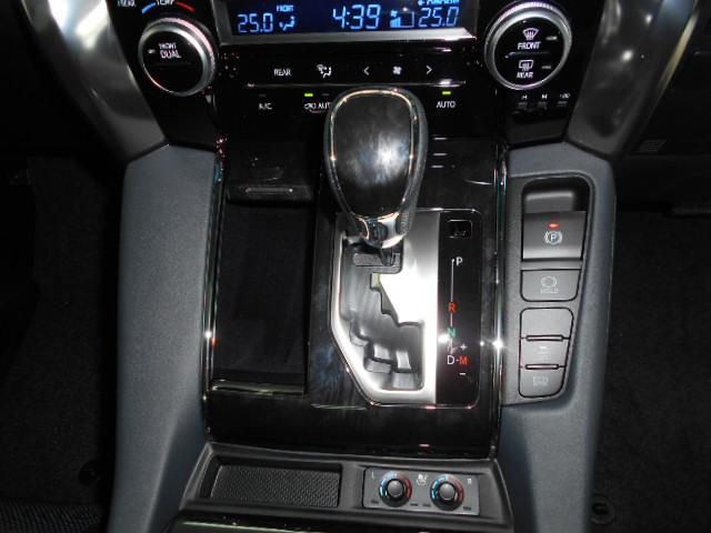 2.5S Cパッケージ 新車 3眼LEDヘッド シーケンシャル サンルーフ フリップダウンモニター ディスプレイオーディオ 両側電動スライド パワーバックドア ブラックレザーシート オットマン レーントレーシング(67枚目)