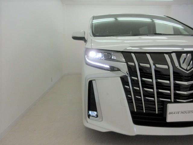 2.5S Cパッケージ 新車 3眼LEDヘッドライト シーケンシャルウィンカー フリップダウンモニター ディスプレイオーディオ 両側電動スライド パワーバックドア オットマン レーントレーシング レザーシート 電動オットマン(15枚目)