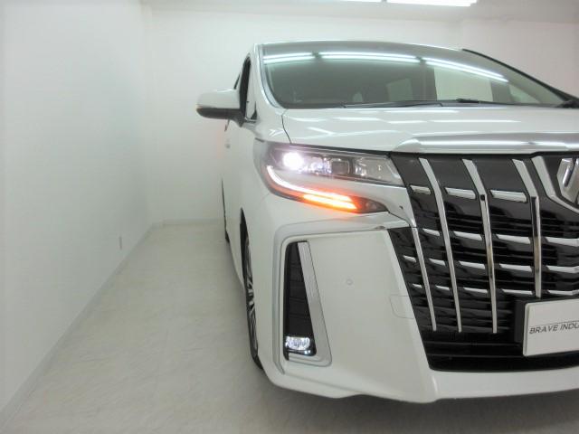 2.5S Cパッケージ 新車 3眼LEDヘッドライト シーケンシャルウィンカー フリップダウンモニター ディスプレイオーディオ 両側電動スライド パワーバックドア オットマン レーントレーシング レザーシート 電動オットマン(45枚目)