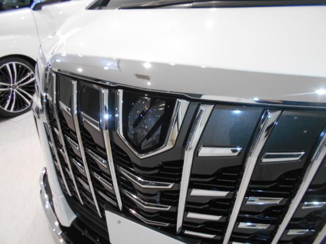 2.5S Cパッケージ 新車 3眼LEDヘッドライト シーケンシャルウィンカー フリップダウンモニター ディスプレイオーディオ 両側電動スライド パワーバックドア オットマン レーントレーシング レザーシート 電動オットマン(48枚目)