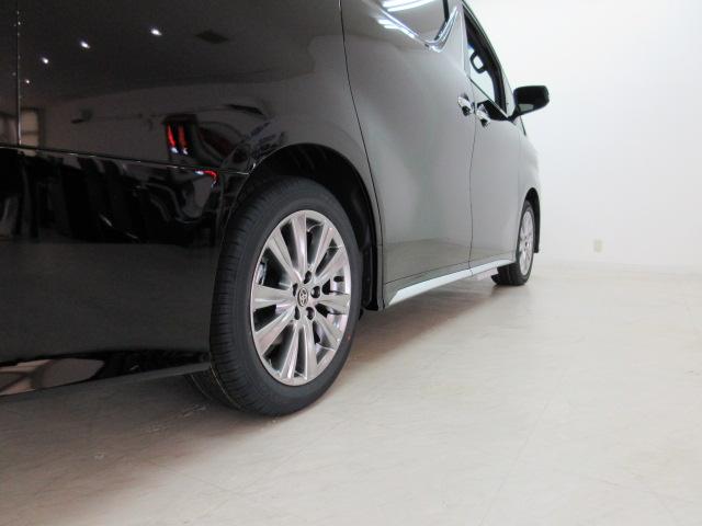 2.5S タイプゴールドII 新車 サンルーフ 3眼LEDヘッドライト シーケンシャルウィンカー ディスプレイオーディオ 両側電動スライド パワーバックドア ハーフレザーシート オットマン レーントレーシング バックカメラ(47枚目)