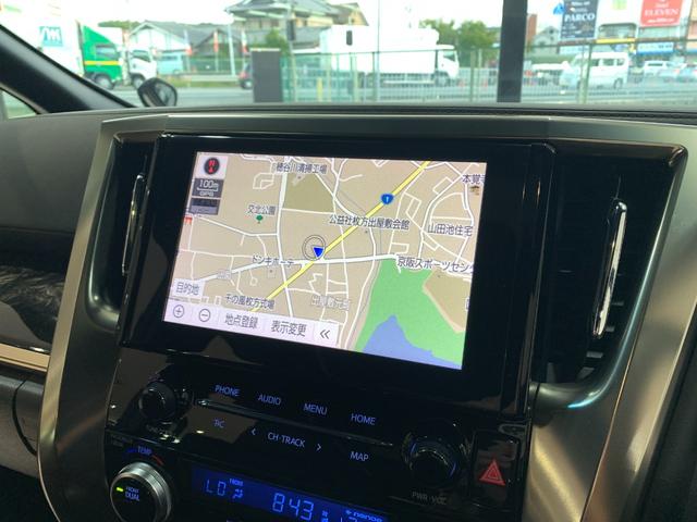 アルファード ２．５Ｓ　タイプゴールドＩＩ　１オーナー　禁煙車　Ｗサンルーフ　両側電動スライドドア　３眼ＬＥＤ　シーケンシャルウインカー　電動リアゲート　ＡＣ１００Ｖ　ハーフレザーシート　ナビキット　純正１８インチＡＷ　ＤＶＤキット　ＥＴＣ（7枚目）