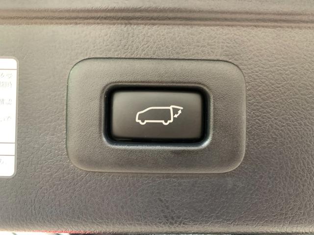 アルファード ２．５Ｓ　タイプゴールドＩＩ　１オーナー　禁煙車　Ｗサンルーフ　両側電動スライドドア　３眼ＬＥＤ　シーケンシャルウインカー　電動リアゲート　ＡＣ１００Ｖ　ハーフレザーシート　ナビキット　純正１８インチＡＷ　ＤＶＤキット　ＥＴＣ（20枚目）