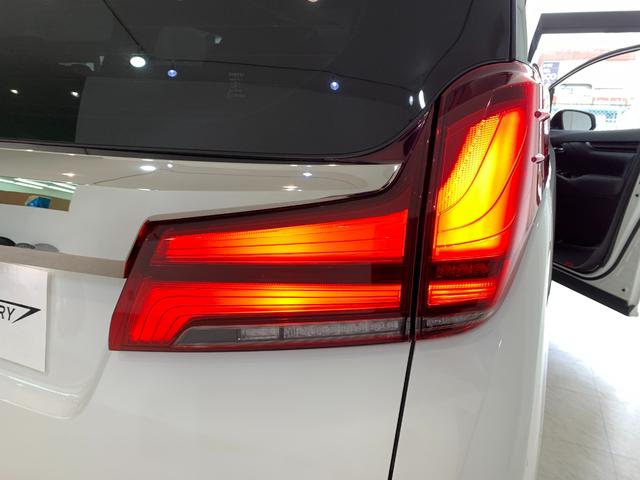 TOYOTA ALPHARD 2.5S TYPE GOLD