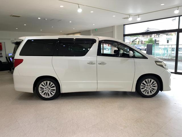 アルファード ２４０Ｓ　ワンオーナー　後期型　７人乗り　両側電動スライドドア　後席モニター　障害物ソナー　２列目オットマン　バックカメラ　ＥＴＣ　１８インチＡＷ　ブルートゥース　ＨＩＤヘッドライト　バックカメラ（23枚目）