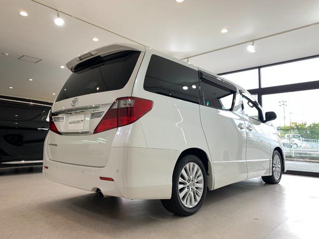 アルファード ２４０Ｓ　ワンオーナー　後期型　７人乗り　両側電動スライドドア　後席モニター　障害物ソナー　２列目オットマン　バックカメラ　ＥＴＣ　１８インチＡＷ　ブルートゥース　ＨＩＤヘッドライト　バックカメラ（25枚目）