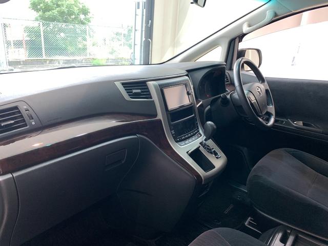 アルファード ２４０Ｓ　ワンオーナー　後期型　７人乗り　両側電動スライドドア　後席モニター　障害物ソナー　２列目オットマン　バックカメラ　ＥＴＣ　１８インチＡＷ　ブルートゥース　ＨＩＤヘッドライト　バックカメラ（57枚目）