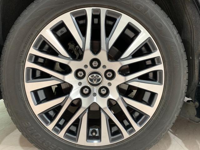 アルファード ２．５Ｓ　Ｃパッケージ　ワンオーナー　禁煙車　モデリスタフルエアロ　後席モニター　両側電動スライドドア　９インチナビ　純正１８ＡＷ　パワーバックドア　パワーシート　ＥＴＣ　ＬＥＤヘッド　ウッドコンビハンドル　バックカメラ（17枚目）