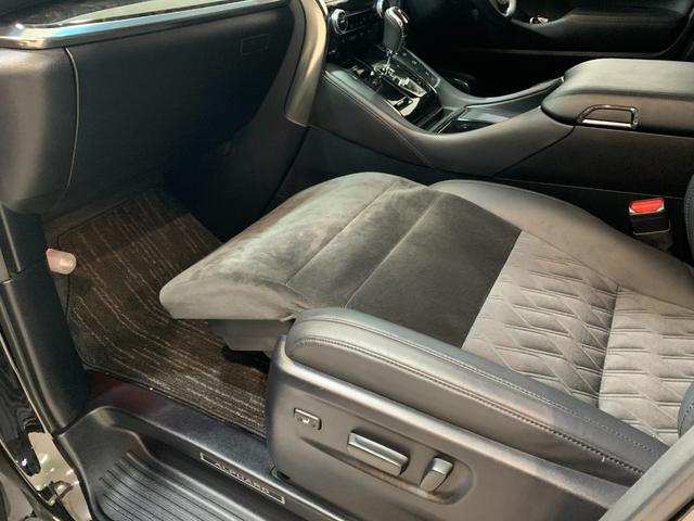 アルファード ２．５Ｓ　Ｃパッケージ　ワンオーナー　禁煙車　モデリスタフルエアロ　後席モニター　両側電動スライドドア　９インチナビ　純正１８ＡＷ　パワーバックドア　パワーシート　ＥＴＣ　ＬＥＤヘッド　ウッドコンビハンドル　バックカメラ（18枚目）