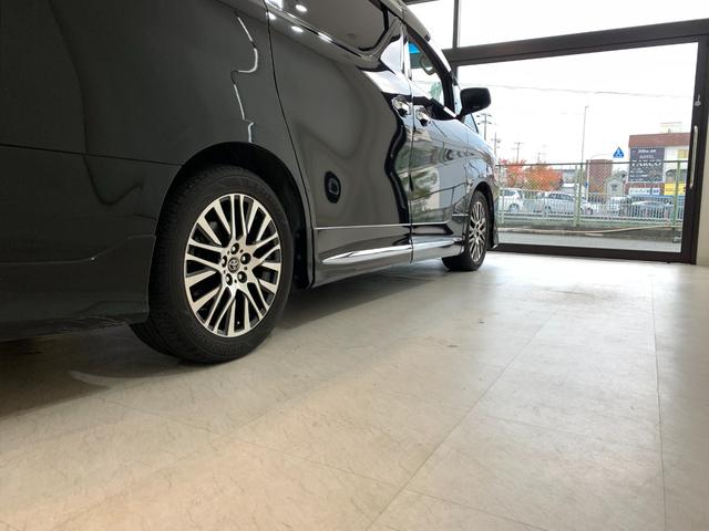 アルファード ２．５Ｓ　Ｃパッケージ　ワンオーナー　禁煙車　モデリスタフルエアロ　後席モニター　両側電動スライドドア　９インチナビ　純正１８ＡＷ　パワーバックドア　パワーシート　ＥＴＣ　ＬＥＤヘッド　ウッドコンビハンドル　バックカメラ（31枚目）