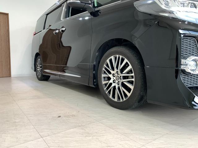 アルファード ２．５Ｓ　Ｃパッケージ　ワンオーナー　禁煙車　モデリスタフルエアロ　後席モニター　両側電動スライドドア　９インチナビ　純正１８ＡＷ　パワーバックドア　パワーシート　ＥＴＣ　ＬＥＤヘッド　ウッドコンビハンドル　バックカメラ（42枚目）