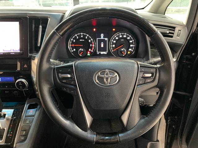 アルファード ２．５Ｓ　Ｃパッケージ　ワンオーナー　禁煙車　モデリスタフルエアロ　後席モニター　両側電動スライドドア　９インチナビ　純正１８ＡＷ　パワーバックドア　パワーシート　ＥＴＣ　ＬＥＤヘッド　ウッドコンビハンドル　バックカメラ（53枚目）