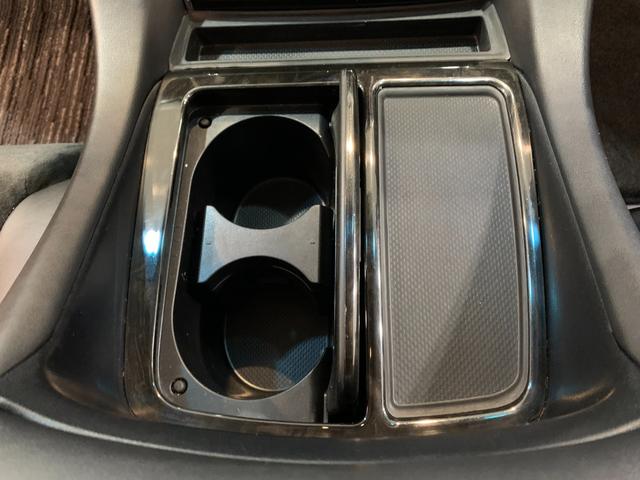 アルファード ２．５Ｓ　Ｃパッケージ　ワンオーナー　禁煙車　モデリスタフルエアロ　後席モニター　両側電動スライドドア　９インチナビ　純正１８ＡＷ　パワーバックドア　パワーシート　ＥＴＣ　ＬＥＤヘッド　ウッドコンビハンドル　バックカメラ（80枚目）