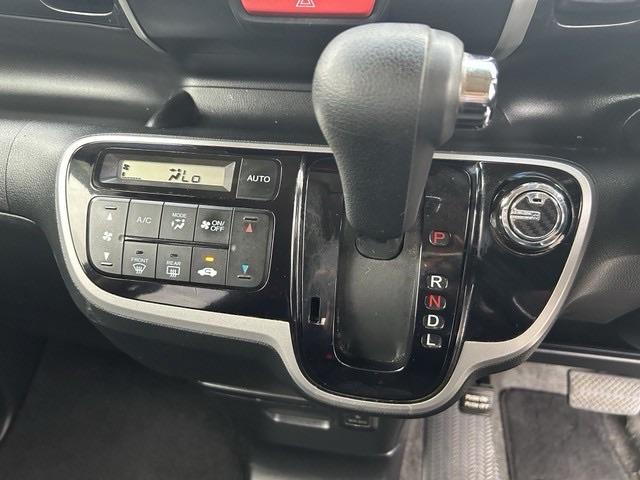 N-BOXカスタム G・Lパッケージ 両側電動スライドドア ワンセグナビ バックカメラ ローダウン HIDヘッドライト スマートキー ETC 16インチアルミホイール ベンチシート(14枚目)