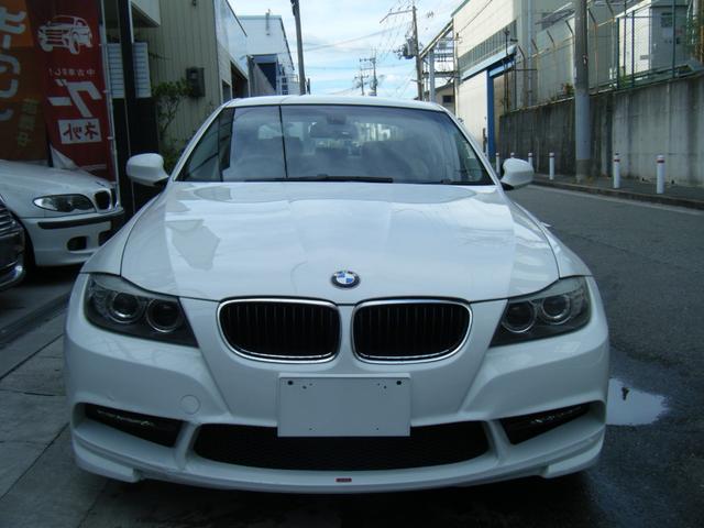 ３２０ｉ　ビームスコンプリートカー　１９インチアルミホイール　ローダウンサス　４本出しマフラー　社外シートカバー　ビームスフルエアロ(11枚目)