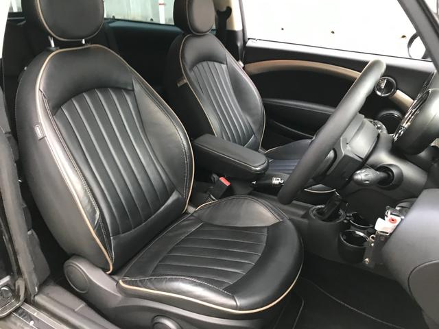 ＭＩＮＩ クーパー　クラブマン　特別限定車　ボンドストリート　黒色　革シート　パイオニアナビ　ＴＶ　付き　シートヒーター　キーレス　ＨＩＤライト　黒色ヘッドライト（22枚目）
