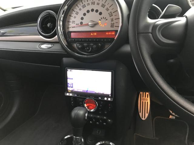 ＭＩＮＩ クーパー　クラブマン　特別限定車　ボンドストリート　黒色　革シート　パイオニアナビ　ＴＶ　付き　シートヒーター　キーレス　ＨＩＤライト　黒色ヘッドライト（25枚目）