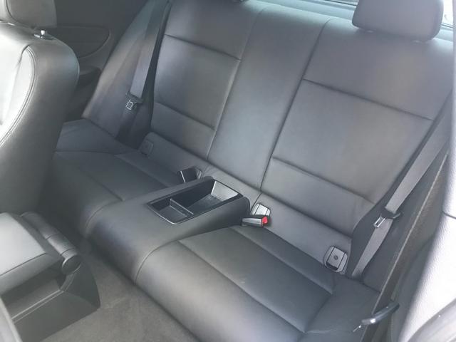 １シリーズ １３５ｉ　Ｍスポーツ　６速マニュアル車　レオンハルト１９インチアルミホイール　ＢＭＷオプションマフラー　シフト　サイドブレーキカバー付き　エアロ付き　ローダウンサス（37枚目）