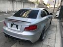 １３５ｉ　Ｍスポーツ　６速マニュアル車　レオンハルト１９インチアルミホイール　ＢＭＷオプションマフラー　シフト　サイドブレーキカバー付き　エアロ付き　ローダウンサス（19枚目）
