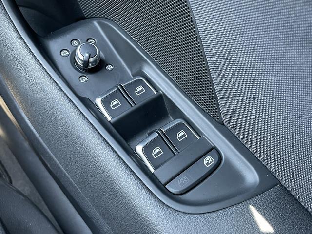 スポーツバック1.4TFSI スポーツバック1.4TFSI(5名) MMIナビゲーションPKG コンビニエンスPKG 純正ナビ 前後ドラレコ フルセグ ETC リアビューカメラ Bluetooth アダプティブクルーズコントロール(33枚目)