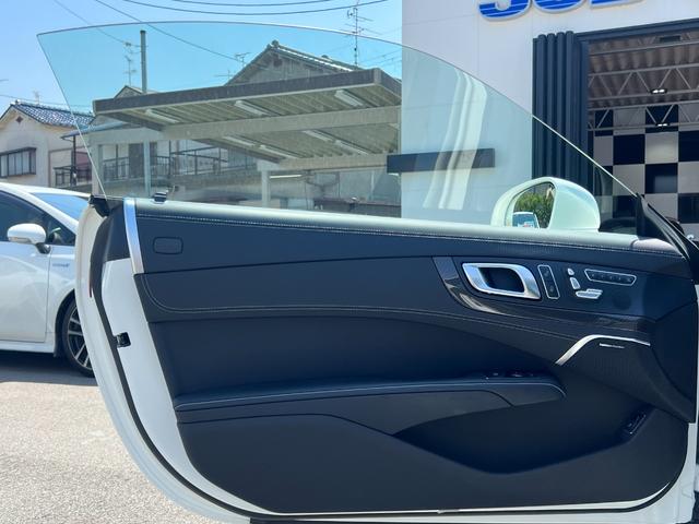 ＳＬ ＳＬ６３　レーダーセーフティＰＫＧ　カーボンインテリア　ｈａｒｍａｎｋａｒｄｏｎ　ロアリングキット　禁煙車　革シート　Ａクロージャー　ＡｐｐｌｅＣａｒｐｌａｙ　Ｂカメラ　ソナー　マッサージ機能　空気清浄機能（39枚目）