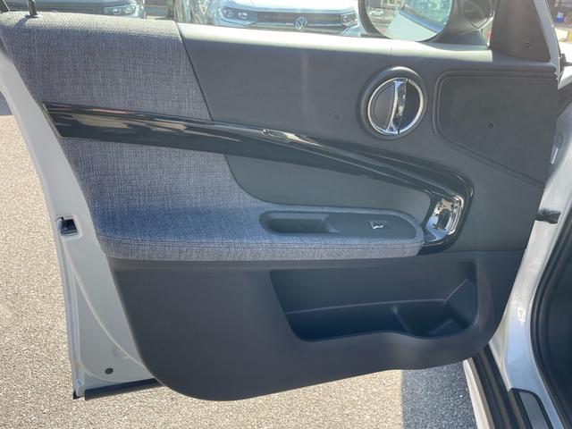 ＭＩＮＩ 　クラッシックトリムＰＫＧ　シートヒーター　禁煙車　ドライビングアシストプラス　ハーフレザーシート　バックカメラ　パワーバックドア　前後クリアランスソナー　アダプティブクルコン　ミラー型ＥＴＣ（69枚目）