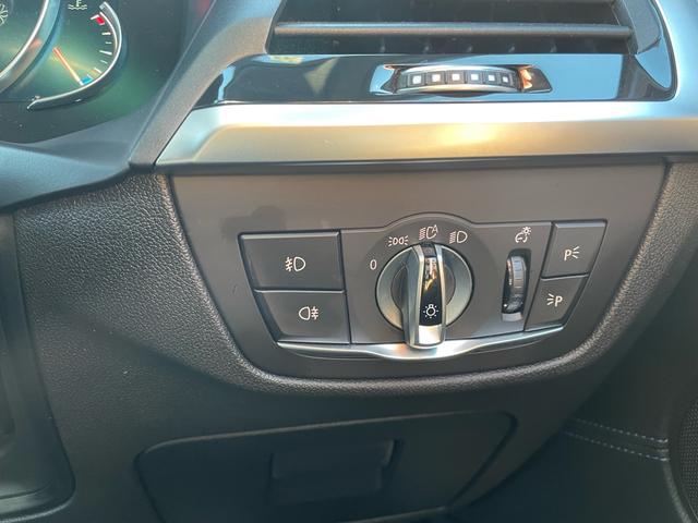 Ｘ３ ｘＤｒｉｖｅ　２０ｄ　Ｍスポーツ　３６０°カメラ　フルセグＴＶ　パワーシート　禁煙車　アダプティブＬＥＤヘッドライト　ワイヤレスチャージ　ミラー型ＥＴＣ　ドライブレコーダー　ヘッドアップディスプレイ　ミラーリング　アダプティブクルコン（26枚目）