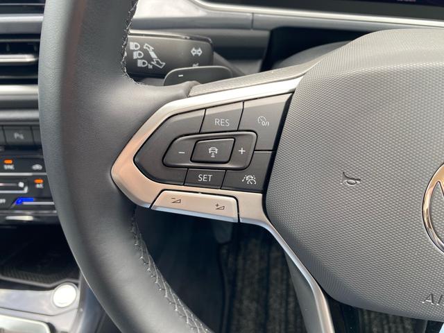 Ｔ－ロック ＴＤＩ　スタイル　レザーシートＰＫＧ　ＤｉｓｃｏｖｅｒＰｒｏＰＫＧ　ワンオーナー　禁煙車　レザーシート　リアビューカメラ　ＥＴＣ２．０　純正ナビ　Ｍ付パワーシート　ＡｐｐｌｅＣａｒＰｌａｙ　Ｐバックドア　シートヒーター（15枚目）
