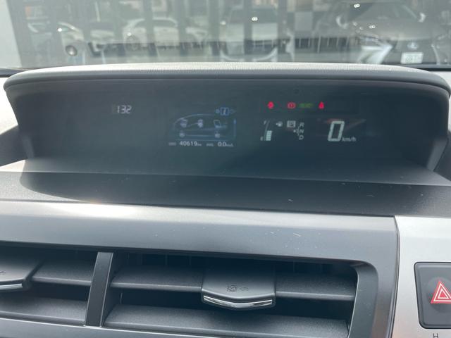 プリウスアルファ S 7人乗り LEDヘッドランプセット Bカメラ 禁煙車 純正ETC Kenwoodメモリーナビ ワンセグTV ステアリングリモコン スマートエントリーシステム プッシュスタート ドラレコ オートライト(14枚目)