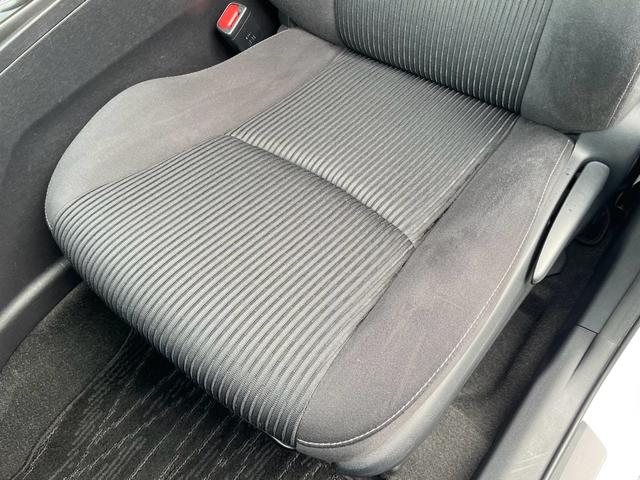 プリウスアルファ S 7人乗り LEDヘッドランプセット Bカメラ 禁煙車 純正ETC Kenwoodメモリーナビ ワンセグTV ステアリングリモコン スマートエントリーシステム プッシュスタート ドラレコ オートライト(65枚目)