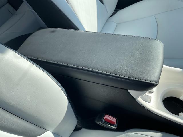 プリウス Aツーリングセレクション 全塗装 セーフティセンスPKG ナビ TV クリアランスソナー ブラインドスポットモニター ETC シートヒーター HUD レーダークルコン E/Gスターター エアロ クールグレー内装 Bカメラ(22枚目)