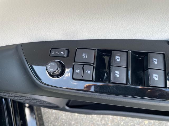 プリウス Aツーリングセレクション 全塗装 セーフティセンスPKG ナビ TV クリアランスソナー ブラインドスポットモニター ETC シートヒーター HUD レーダークルコン E/Gスターター エアロ クールグレー内装 Bカメラ(26枚目)