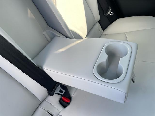 プリウス Aツーリングセレクション 全塗装 セーフティセンスPKG ナビ TV クリアランスソナー ブラインドスポットモニター ETC シートヒーター HUD レーダークルコン E/Gスターター エアロ クールグレー内装 Bカメラ(30枚目)