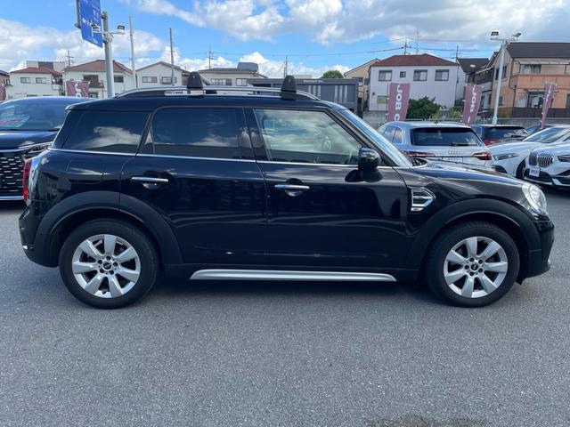 MINI クーパーD クロスオーバー ペッパーPKG クロームラインエクステリア 禁煙車 PDC アダピティブLED リアビューカメラ Pバックドア ミラーETC エキサイトメントPKG アンビエントライト アダプティブクルコン Pガラス(4枚目)