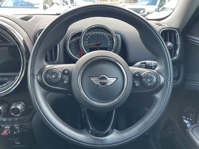 MINI クーパーD クロスオーバー ペッパーPKG クロームラインエクステリア 禁煙車 PDC アダピティブLED リアビューカメラ Pバックドア ミラーETC エキサイトメントPKG アンビエントライト アダプティブクルコン Pガラス(12枚目)